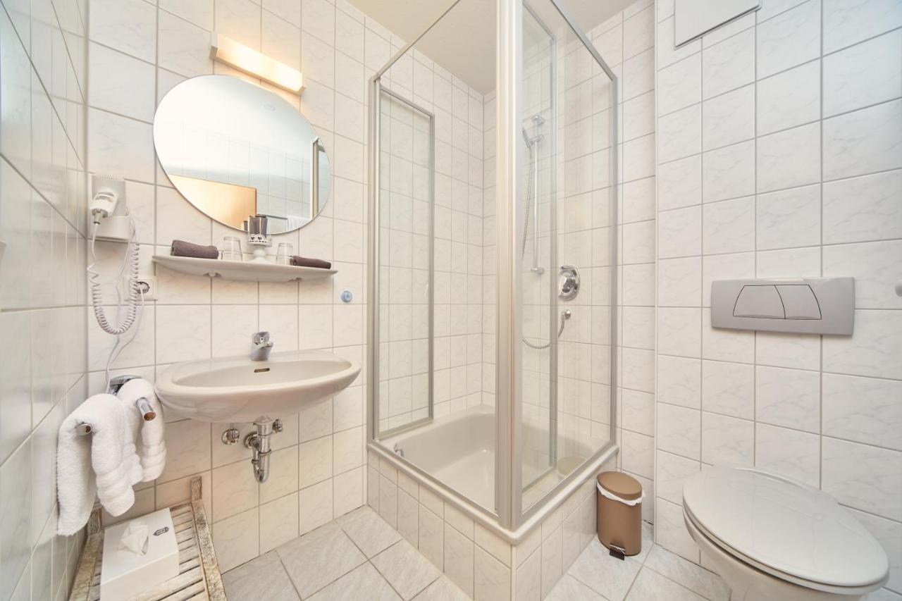 Hotel-Krone-Lounge Herdwangen-Schönach Eksteriør billede